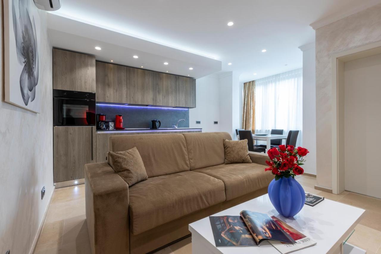 The Queen Luxury Apartments - Villa Medici ลักเซมเบิร์ก ภายนอก รูปภาพ