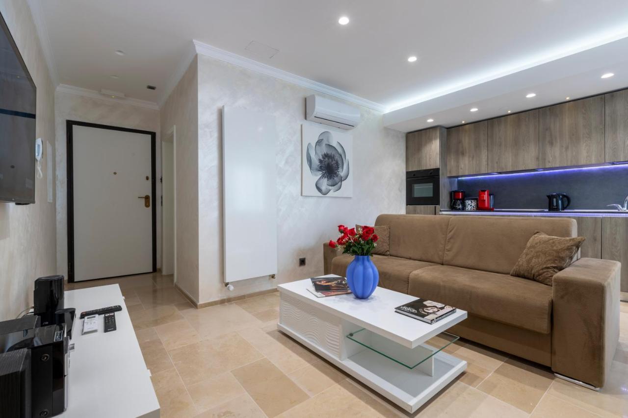 The Queen Luxury Apartments - Villa Medici ลักเซมเบิร์ก ภายนอก รูปภาพ