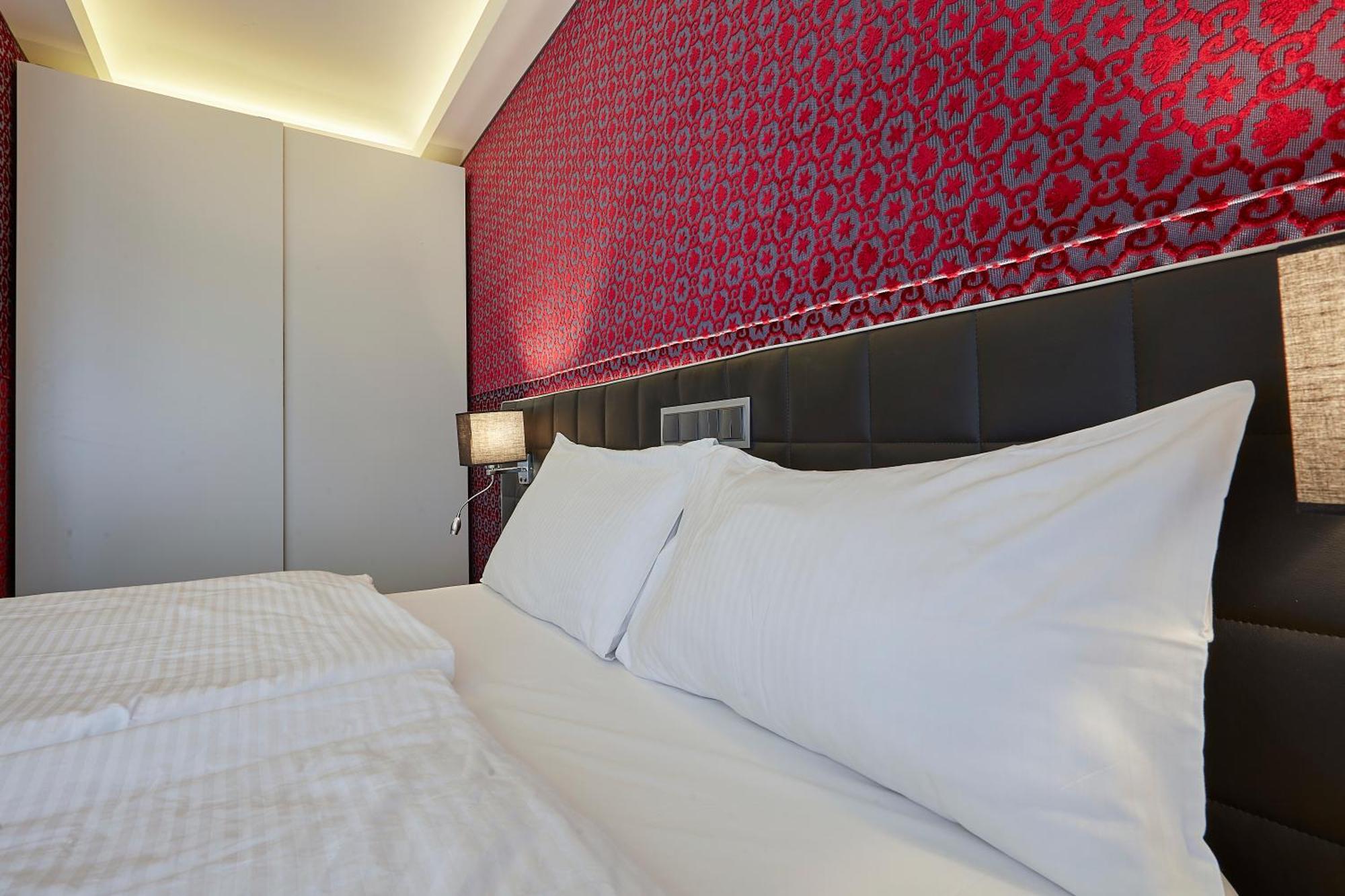 The Queen Luxury Apartments - Villa Medici ลักเซมเบิร์ก ภายนอก รูปภาพ